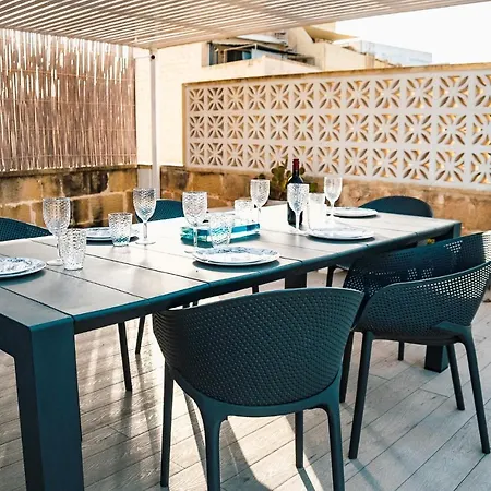 A Pet Friendly With A Rooftop Pool Villa